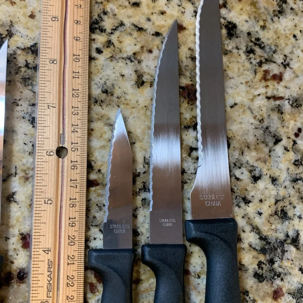 Kitchen knives